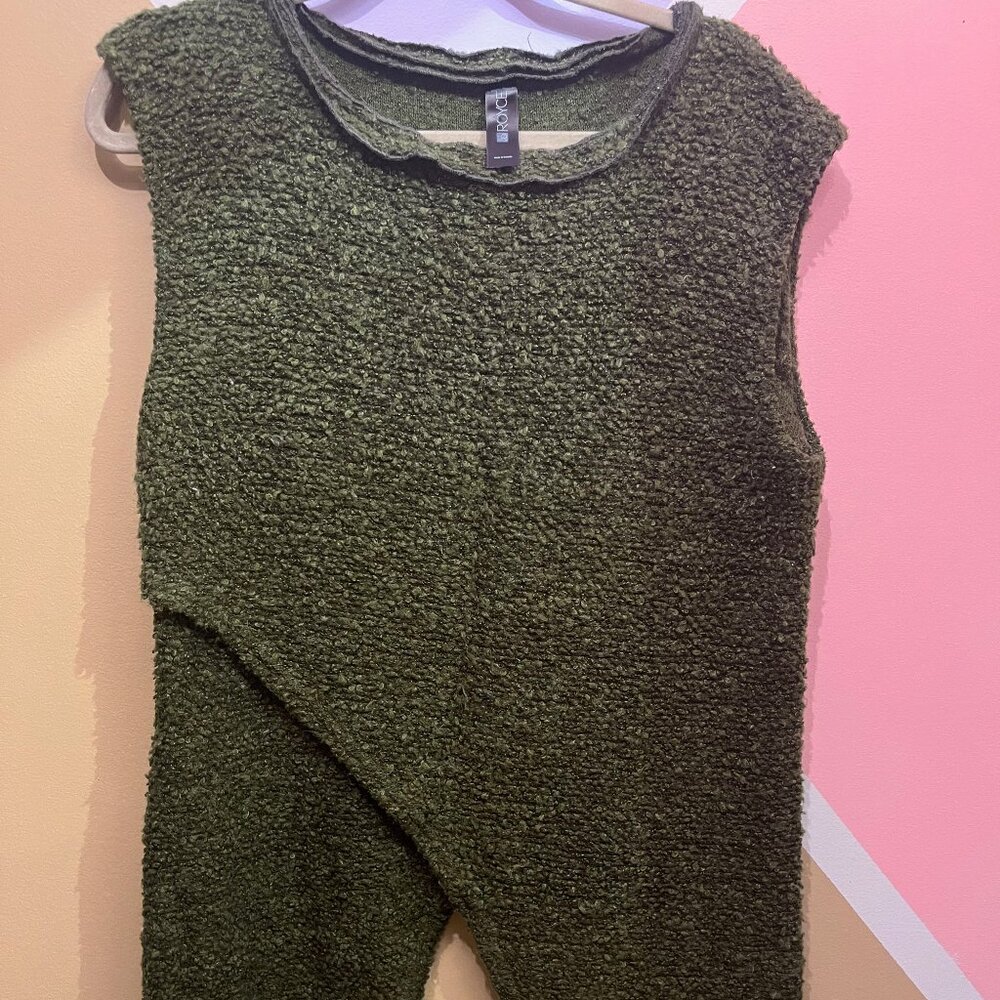 Forest green sleeveless sweater with layered design